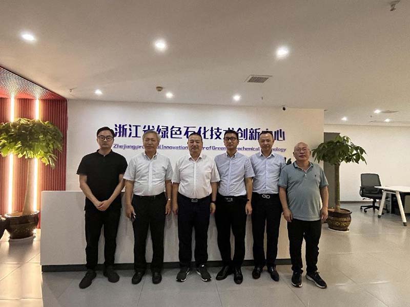 中心赴杭州、宁波三大创新中心考察交流