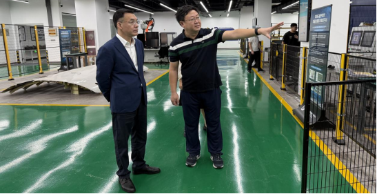 市委组织部副部长朱启仁一行莅临中心开展人才调研工作