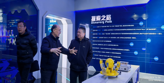 徐竹良副主任带队赴江苏省产业技术研究院先进激光研究所考察